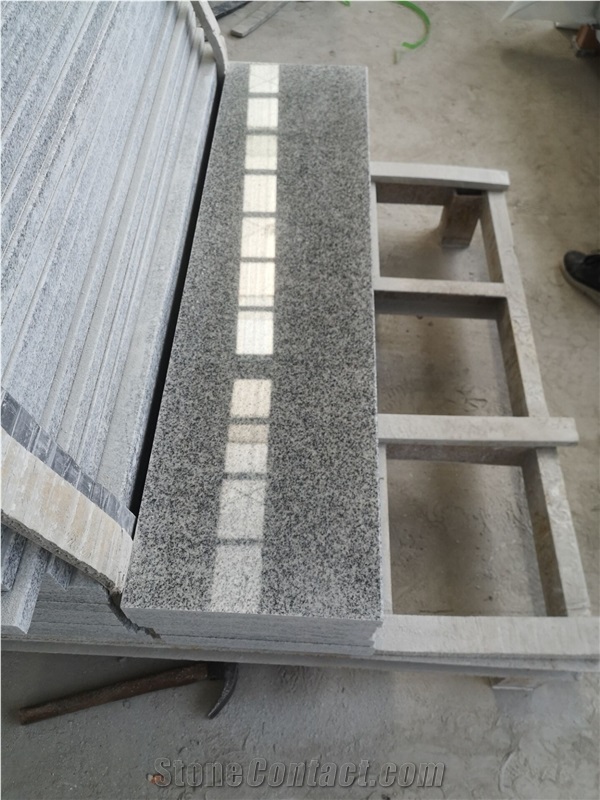 China Bianco Crystal Granite G603 Polished Steps