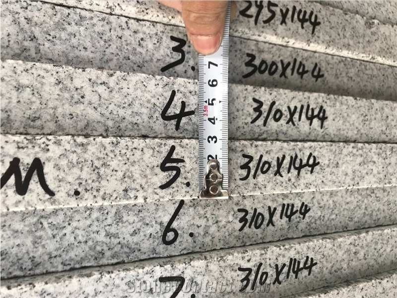 China Padang Crystal White Granite G603 Honed Slab