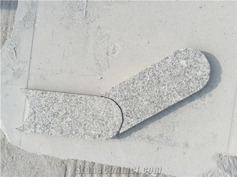 Grey Granite G603 Lawn Edging With Round Areas