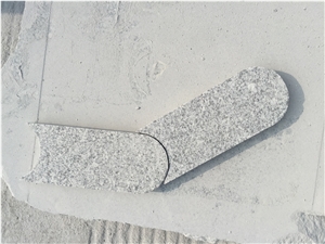 Grey Granite G603 Lawn Edging With Round Areas