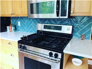Engineered Quartz Kitchen Countertops