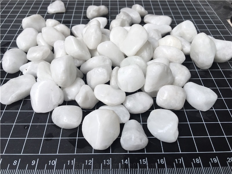 Crystal White Pebbles