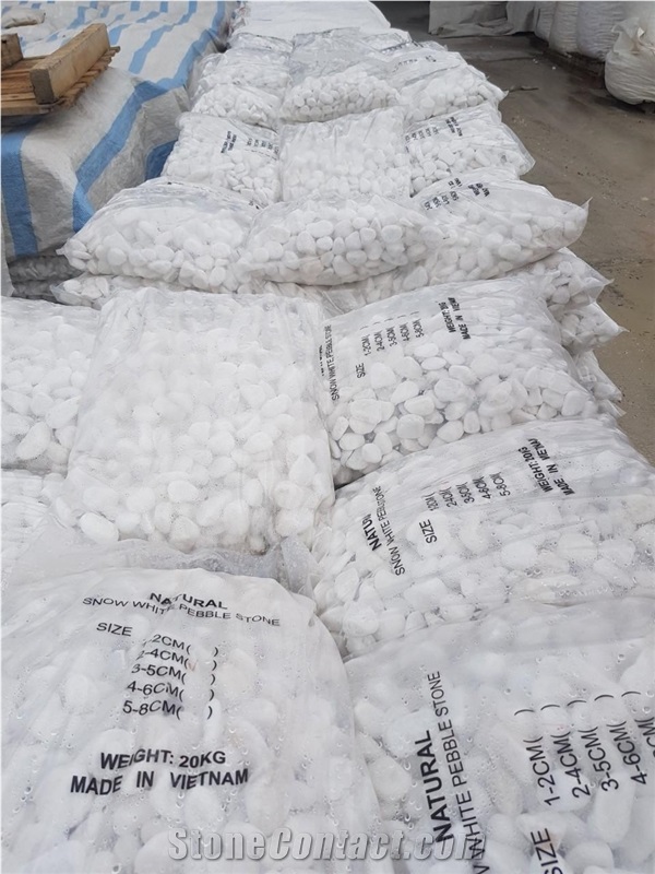 Crystal White Pebbles