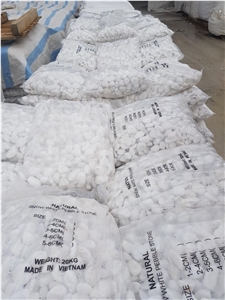 Crystal White Pebbles