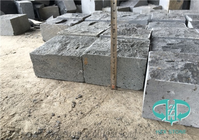 Zhangpu Black Basalt Cobbles Top Nature