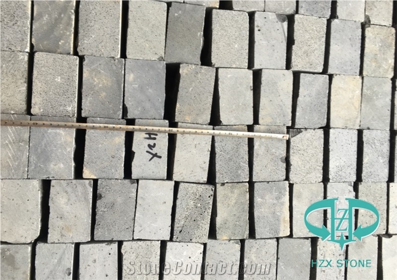 Zhangpu Black Basalt Cobbles Top Nature