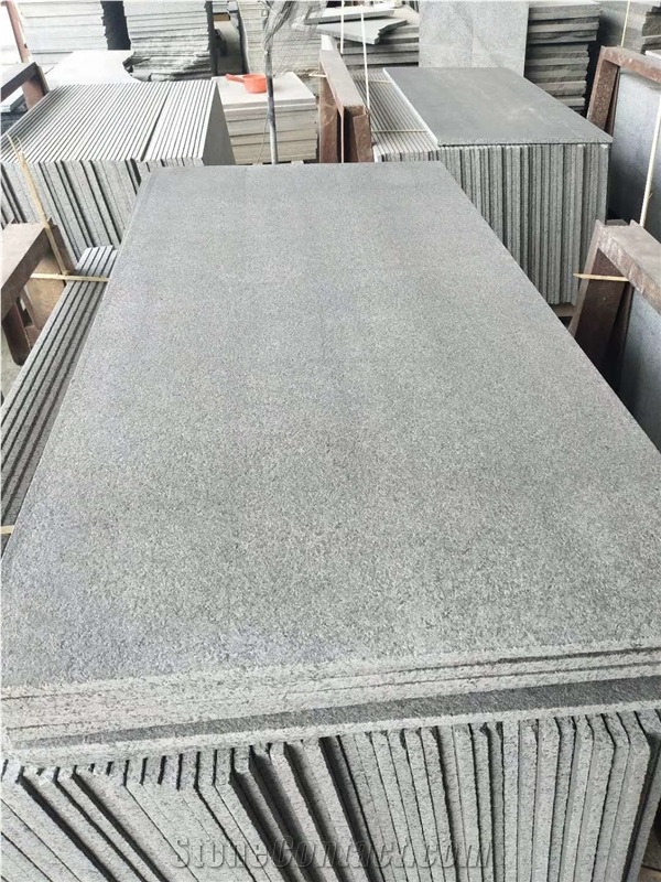 New G684 Berry Black Granite Flamed Tiles