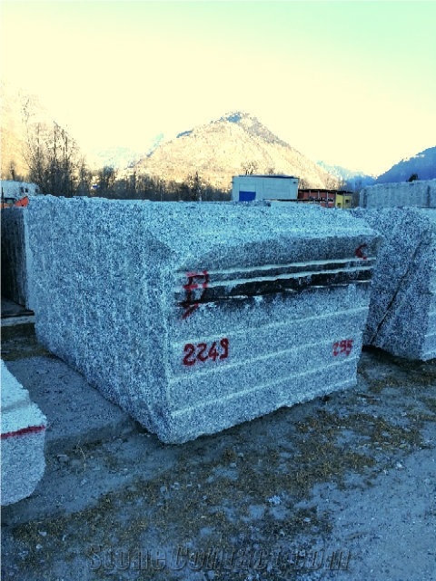 Serizzo Formazza Gneiss Block