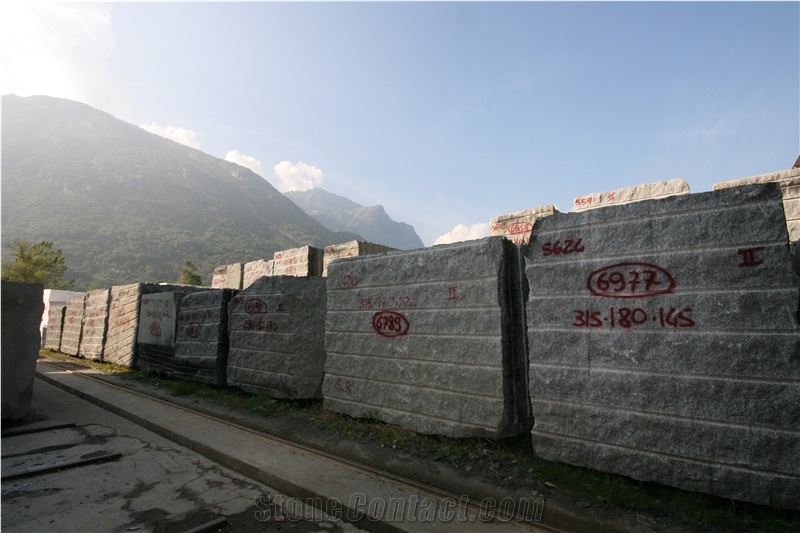 Serizzo Antigorio Blocks