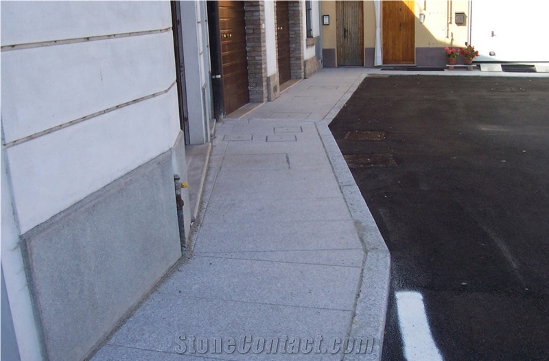 Bianco Sardo Granite Brushed Pavers