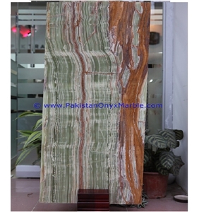 Tiger Onyx Tiles Cross Cut Green