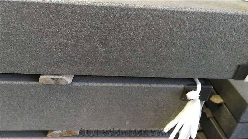 Chinese Polished Fuding Hei Granite Slab and Tiles