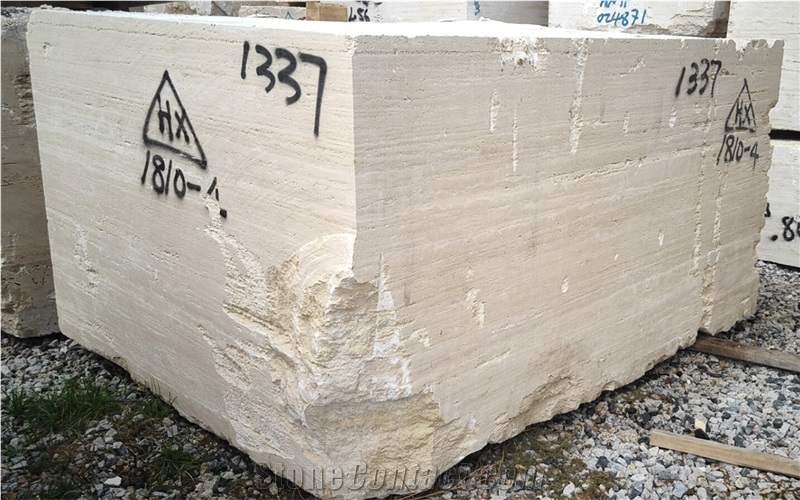 Classico Romano Beige Travertino Quarry Big Blocks