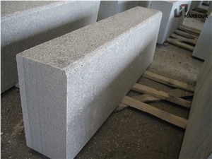 G654 Flamed Kerb Stone