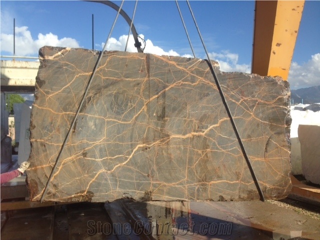 Port Laurent Marble Blocks