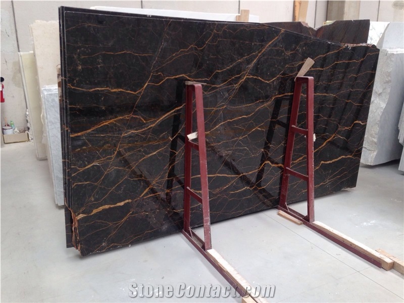 Port Laurent Marble Blocks