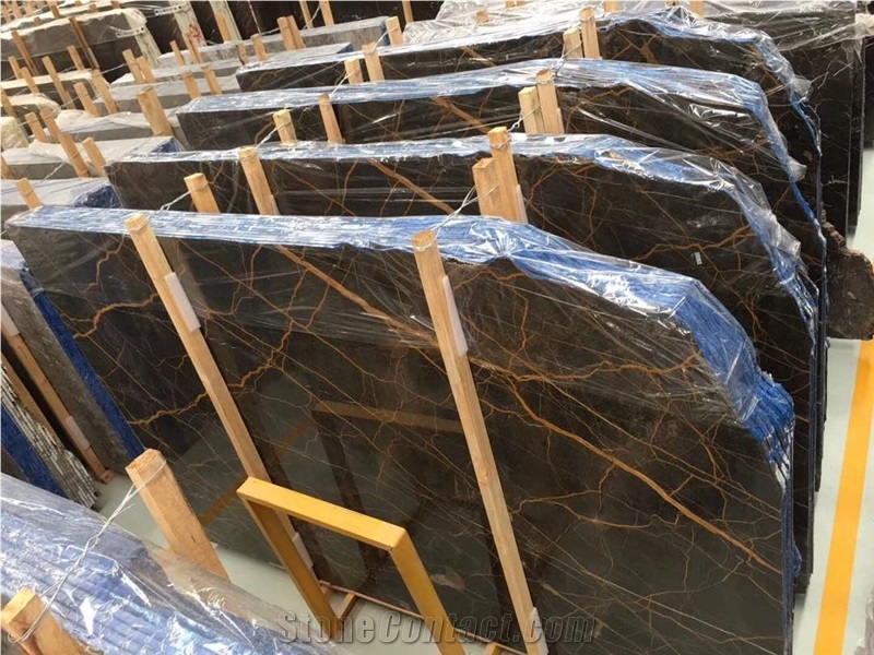 Port Laurent Marble Blocks