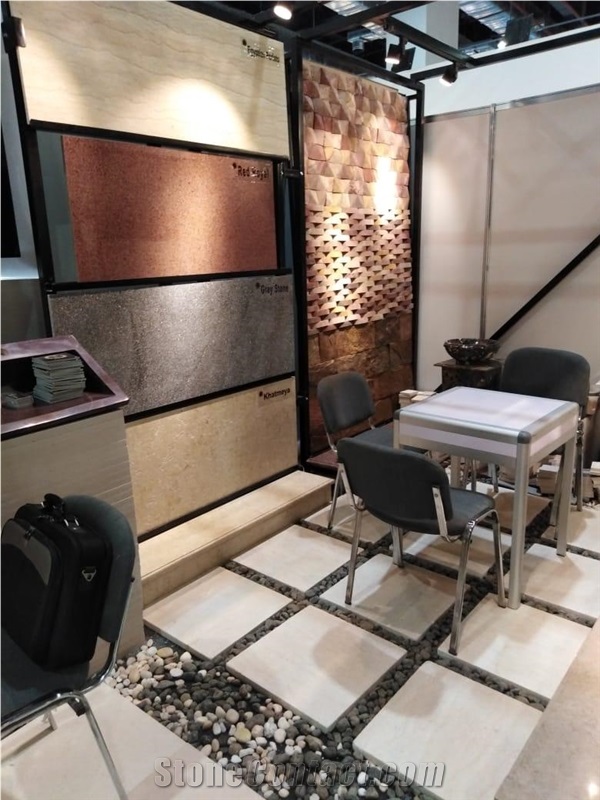 Marble Tiles & Slabs