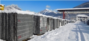 Hail Gneiss Blocks