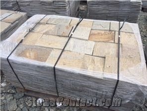 Cutting Gneiss Stone Tiles
