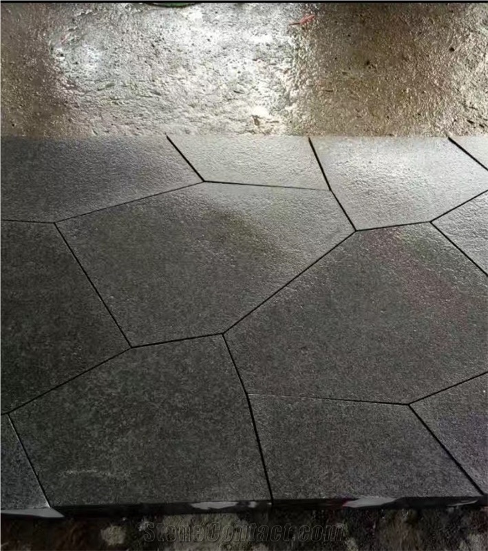 G684 Black Basalt Tiles Slabs China Pattern