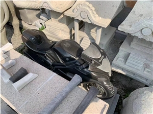 Shanxi Black Granite Motorbicycle Carving