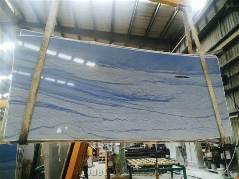 Azul Macaubas Blue