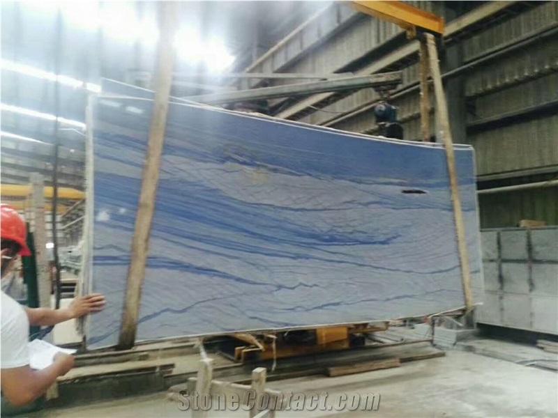 Azul Macaubas Blue