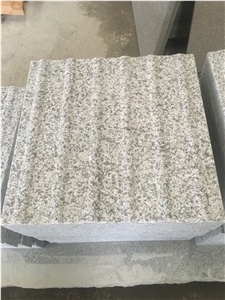 China Polished Counter White Granite Tile and Slab