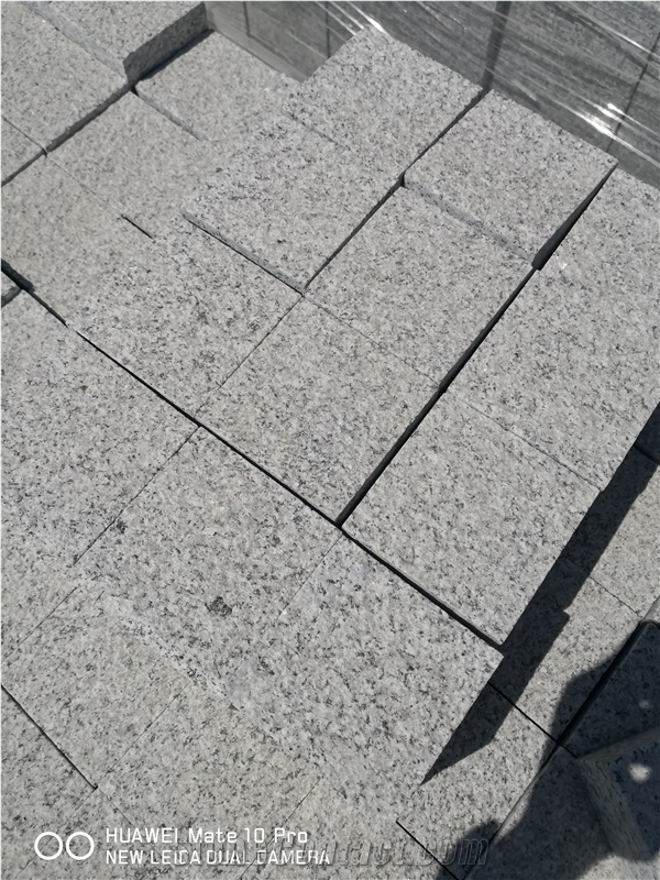 China Polished Counter White Granite Tile and Slab