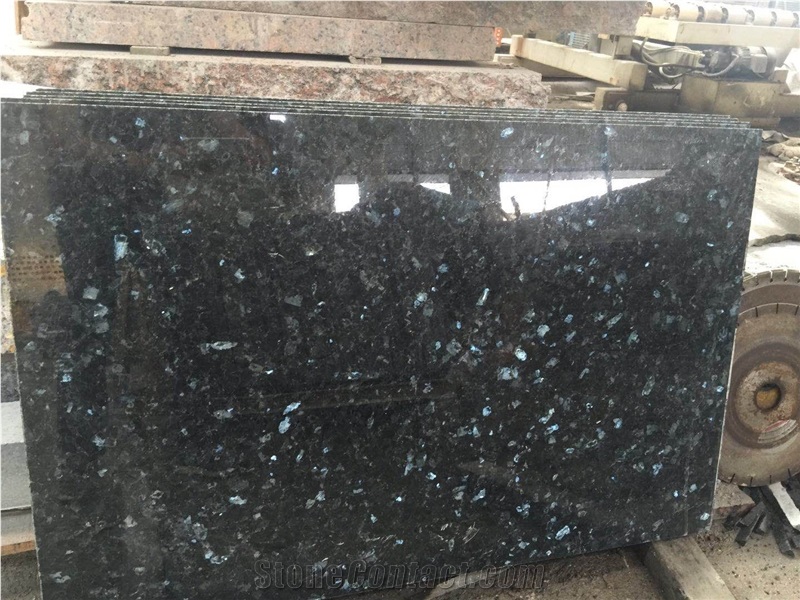 Polished Emerald Green Granite Slab and Floor Tile