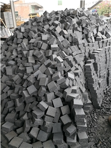 G654 Padang Dark Granite Paving Cube Stone Pavers