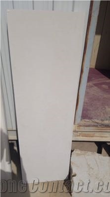 Desert White Limestone Slabs & Tiles