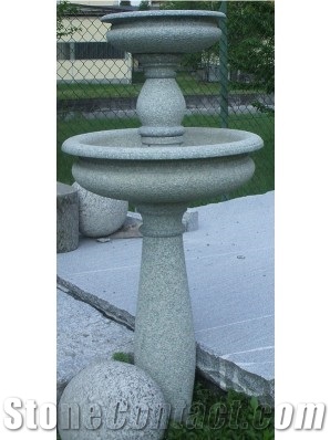 Round Fountain in Verde Mergozzo