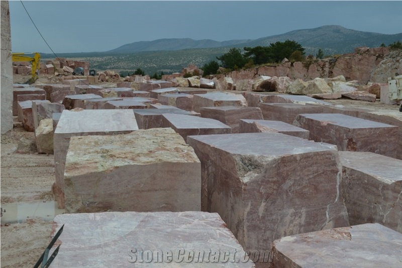 Kutahya Red Travertine Blocks, Turkish Red Travertine
