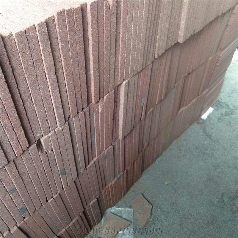 Candi Merah Dan Hitam