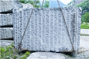 Serizzo Formazza Blocks