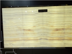 Akdag Onyx Vein Cut