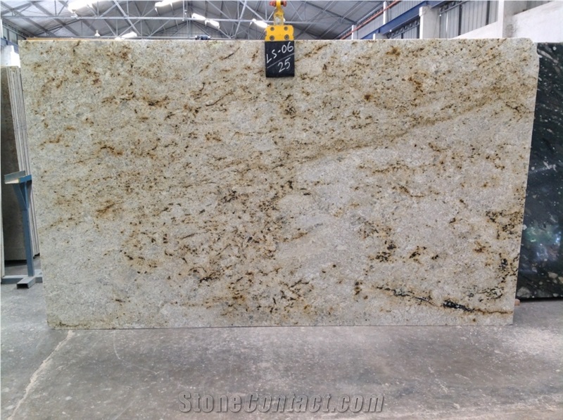 Colonial Gold Granite Slabs
