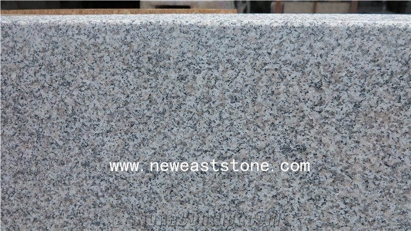 China Cheap White Granite Vanity Countertop Slabs
