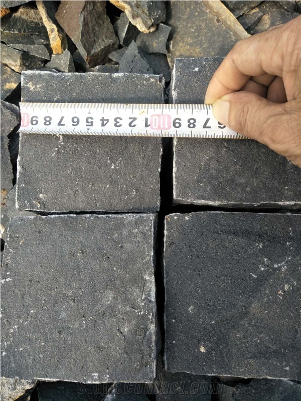 Black Basalt Sett Cobble Paver Vehicle