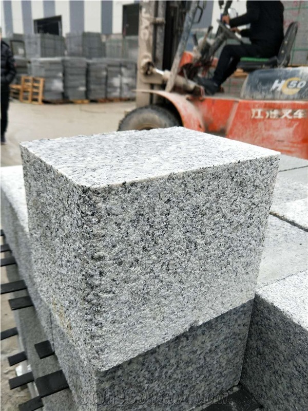 G602 Gray Granite Kerbstone, Bushhammered Palisade