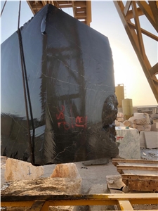 Spider Black Marble Blocks