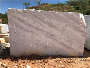 Windy White Marble Blocks