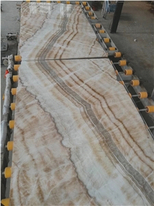 Ivory Onyx Corridor Wall Tiles&Slabs for Hotel Jen