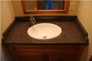 Dakota Mahogany Granite Slabs