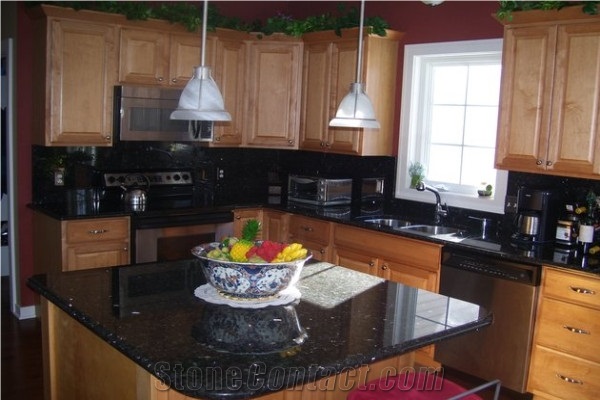 Emerald Pearl Black Granite Slabs