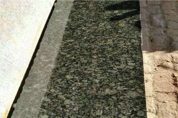Green Butterfly Granite Slabs