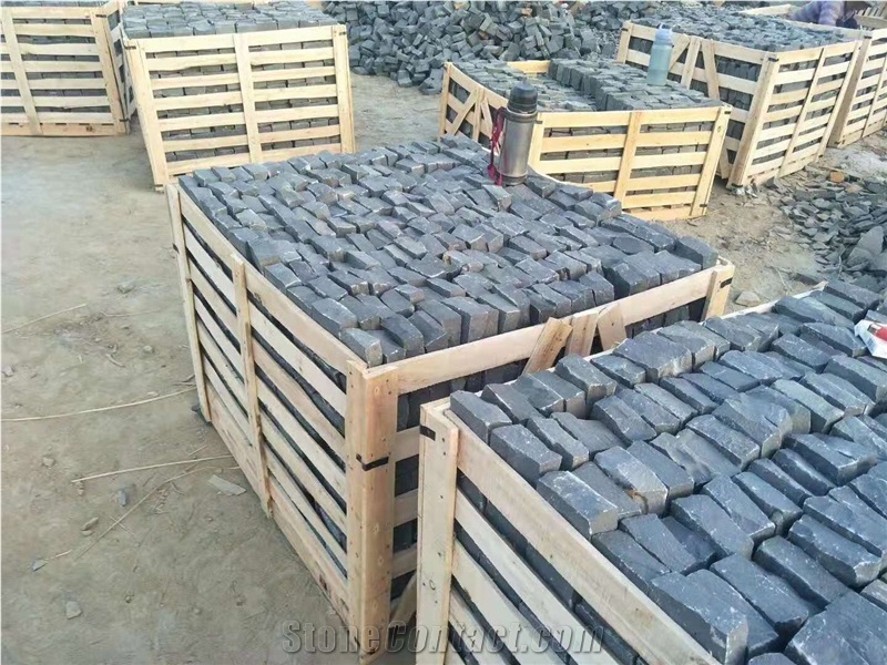 G778 Black Basalt Natural Paving Stone