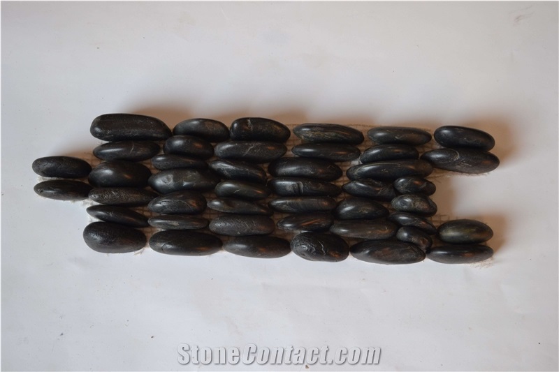 Polished Black Standing Pebble Stone for Garden